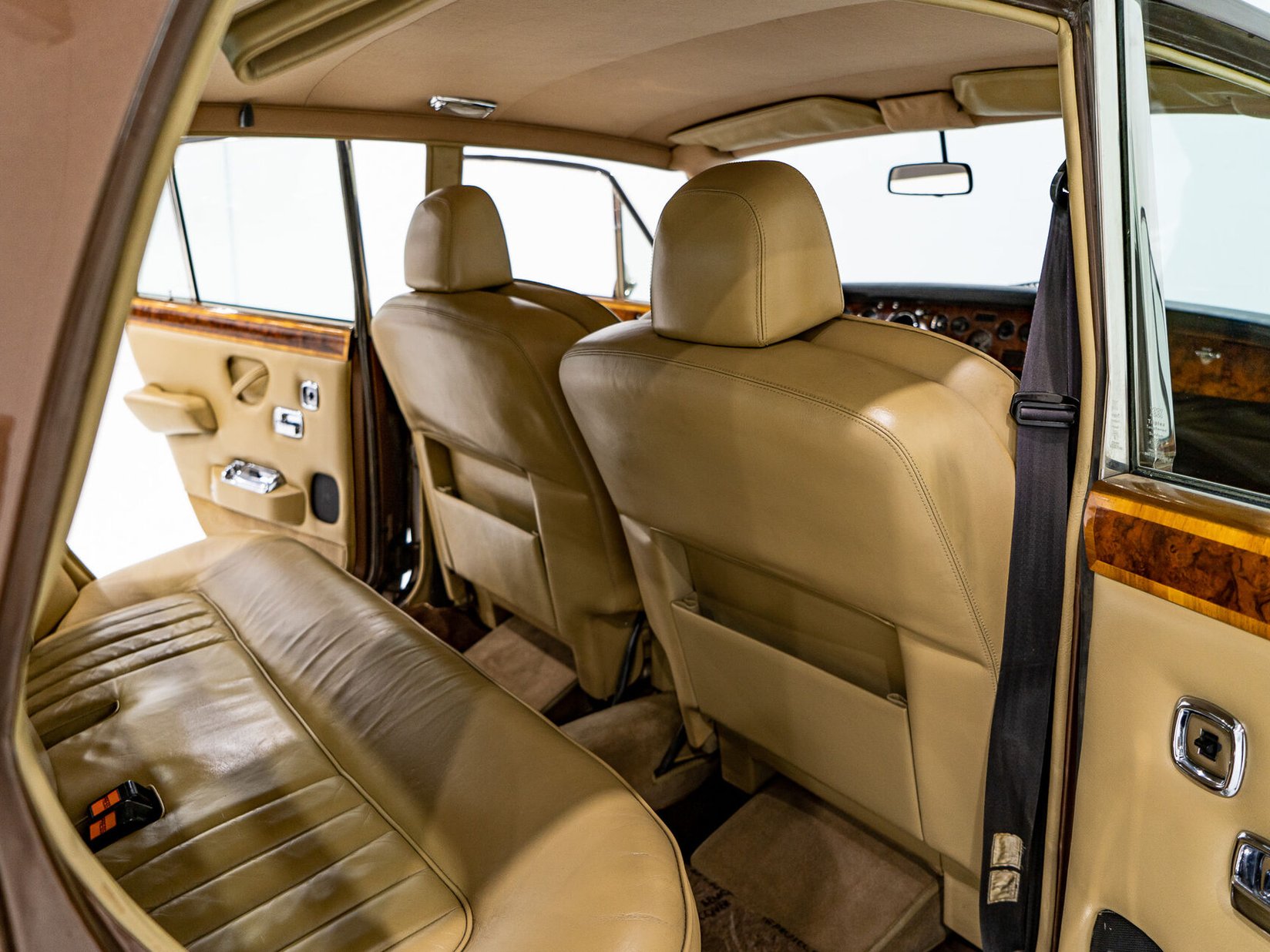 Rolls Royce Silver Shadow Project car **PRIX EN USD** 1974 Brun Montréal - photo #8