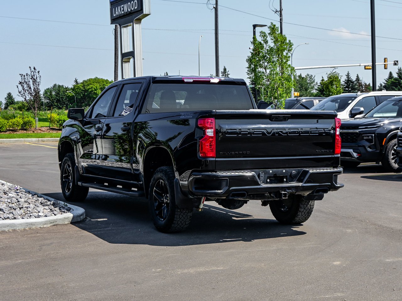 2024 Chevrolet Silverado 1500 4WD Crew Cab 147 Custom Trail Boss Black Sherwood Park - photo #21