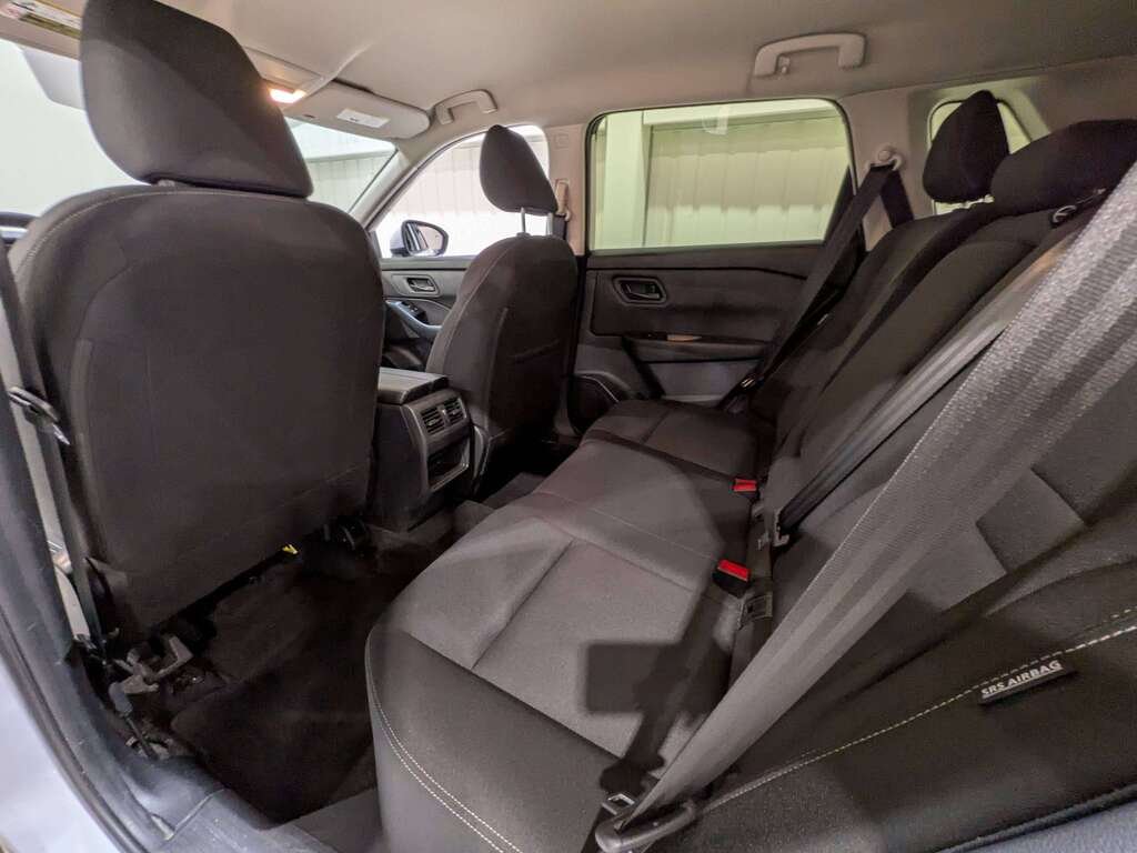 2024 Nissan Rogue AWD S White Val-David - photo #8