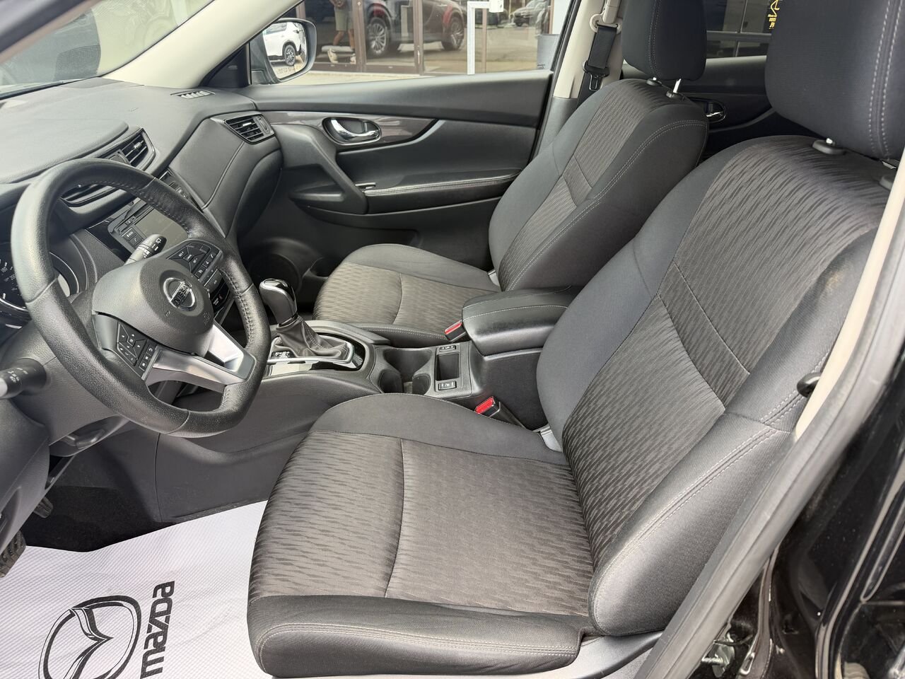 2019 Nissan Rogue Black Lac Mégantic - photo #10