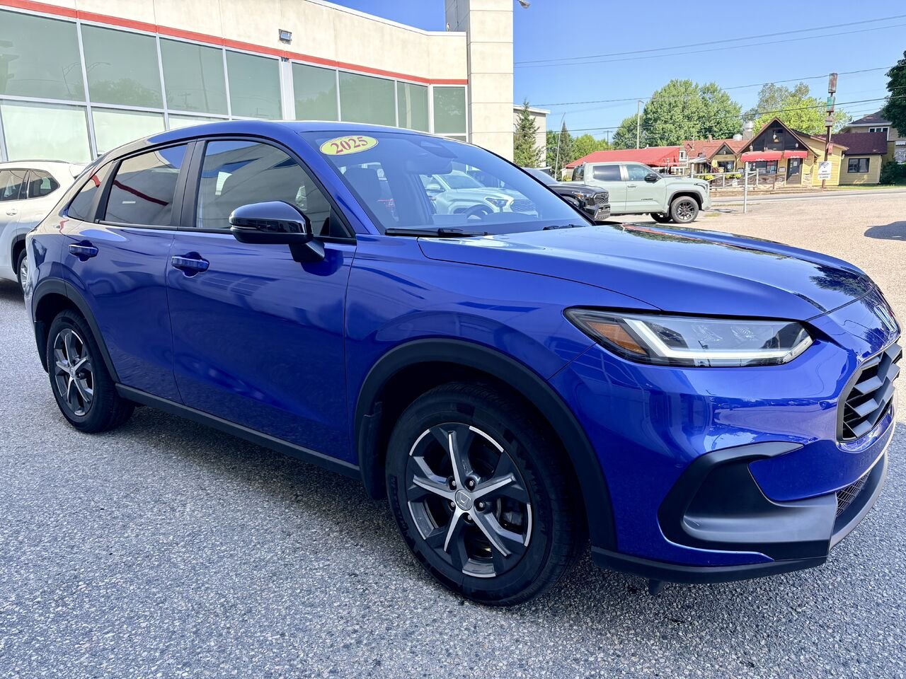 2025 Honda HR-V Blue Mont-Laurier - photo #7