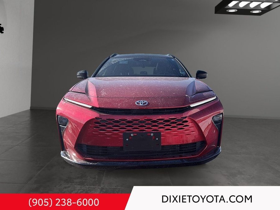 2025 Toyota Crown Signia 2025 Red