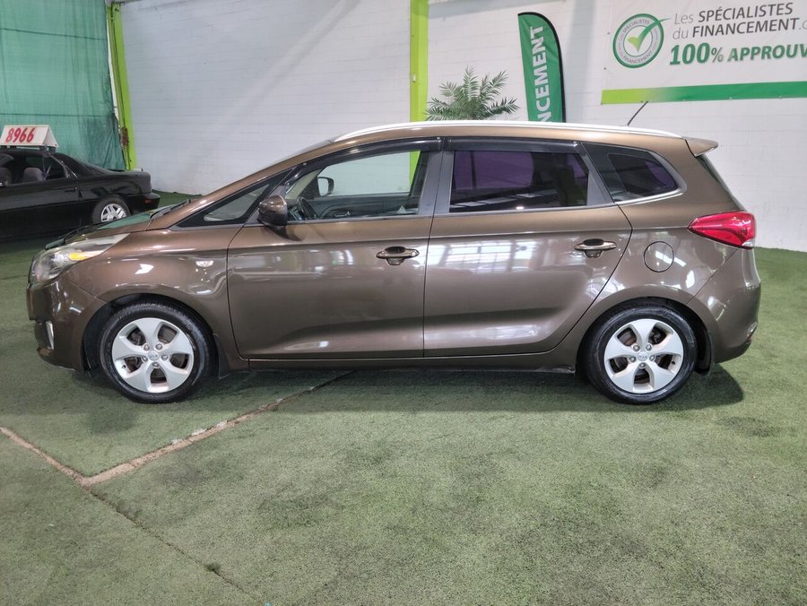 2015 Kia Rondo 2015 Brown