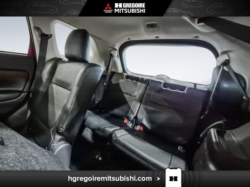 2016 Mitsubishi Outlander Red Blainville - photo #29