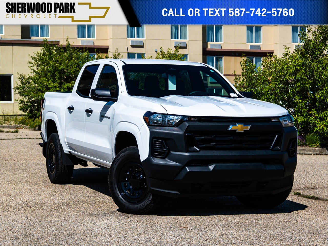 2024 Chevrolet Colorado 4WD Crew Cab WT White Sherwood Park - photo #0