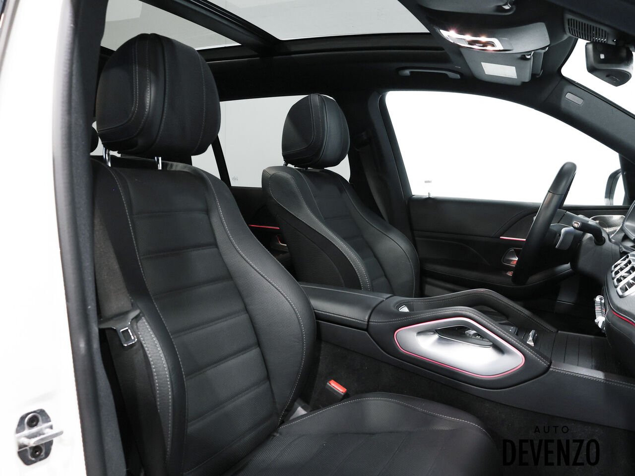 2026 Mercedes-Benz GLS White Saint-Eustache - photo #6