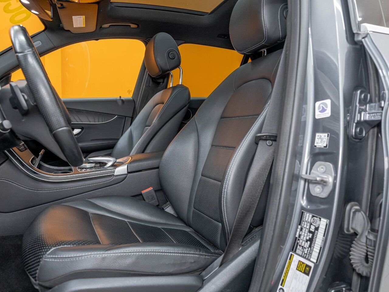 Mercedes-Benz GLC 300 4MATIC *TOIT* NAV CUIR SIÈGES CHAUFF 2018 Gris Saint-Jérôme - photo #10