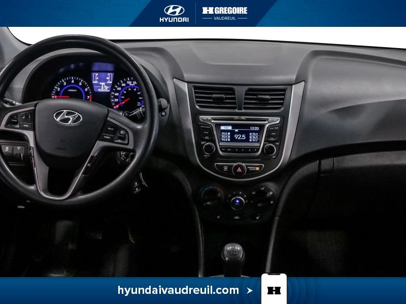 Hyundai Accent 2016 Noir Saint-Eustache - photo #22