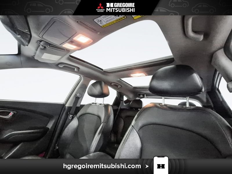 2015 Hyundai Tucson Silver Laval - photo #15