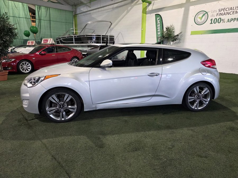 2016 Hyundai Veloster 2016 Silver
