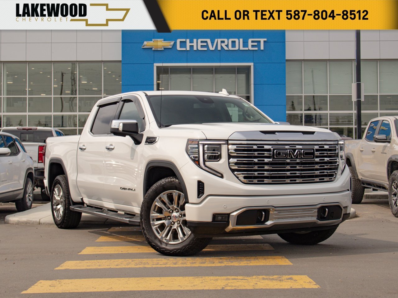 2024 GMC Sierra 1500 4WD Crew Cab 147 Denali White Sherwood Park - photo #0