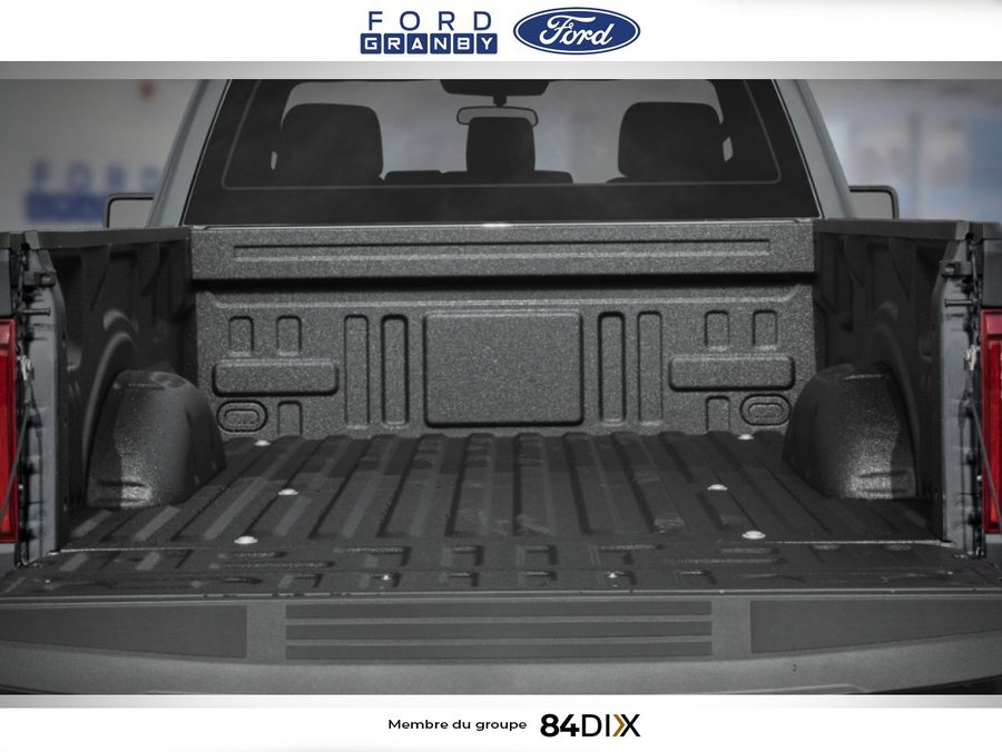 Ford F-150 XL cabine simple 4RM caisse de 8 pi 2026 Blanc Oxford