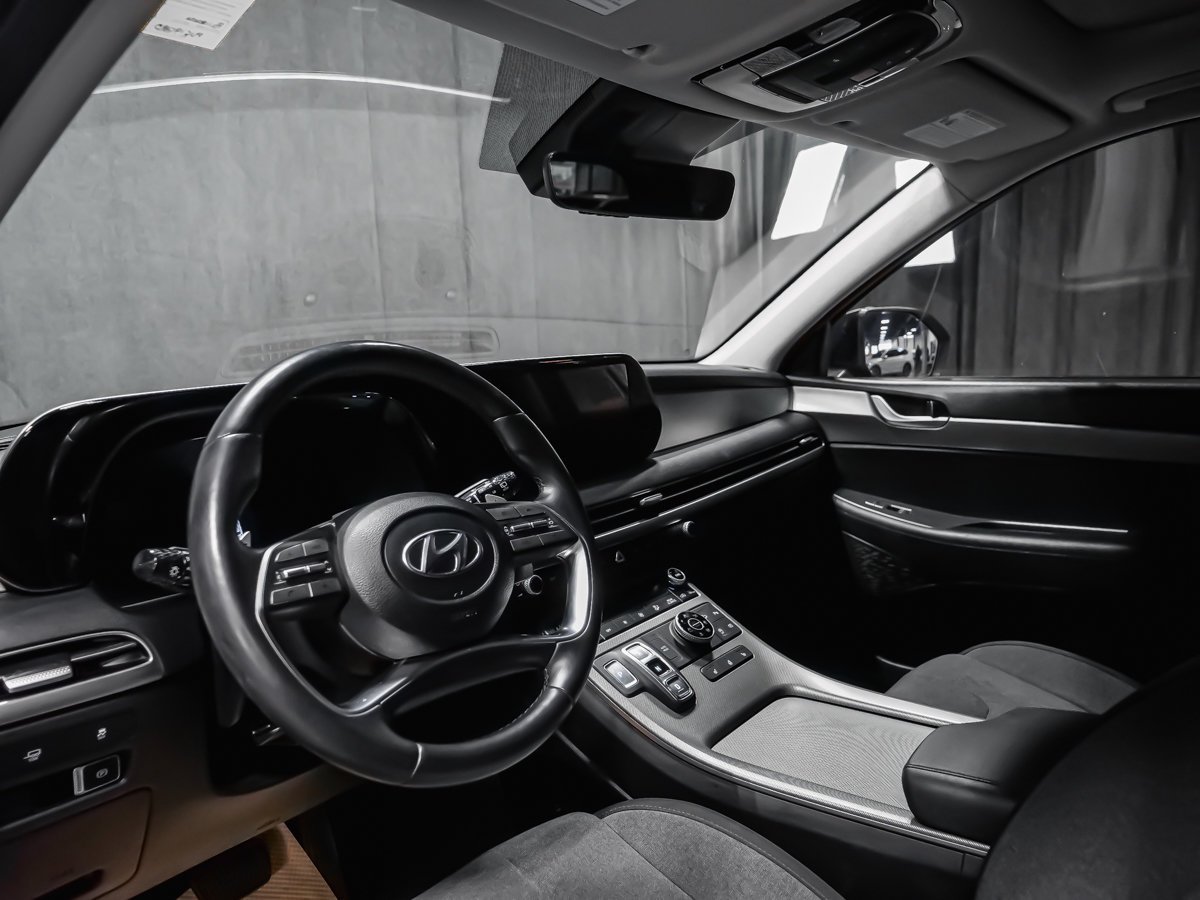 2023 Hyundai Palisade PREFERRED AWD TOIT OUVRANT Black Montreal - photo #6