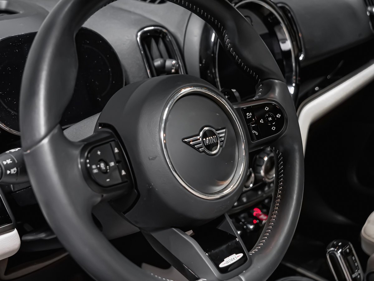 MINI Countryman John Cooper Works 2023 Bleu Montréal - photo #9