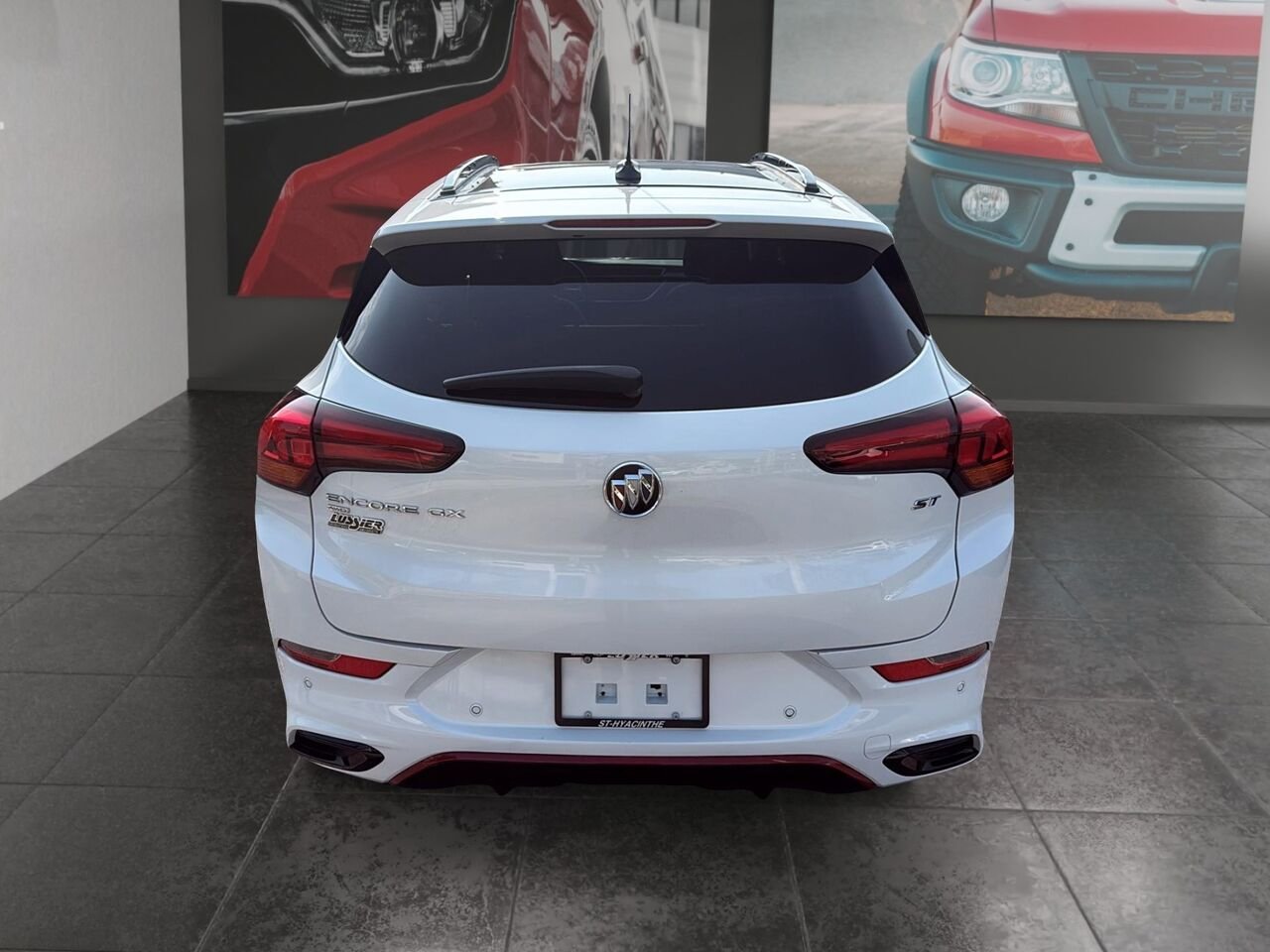 BUICK ENCORE SPORT TOURING 2020 Blanc Saint-Hyacinthe - photo #2