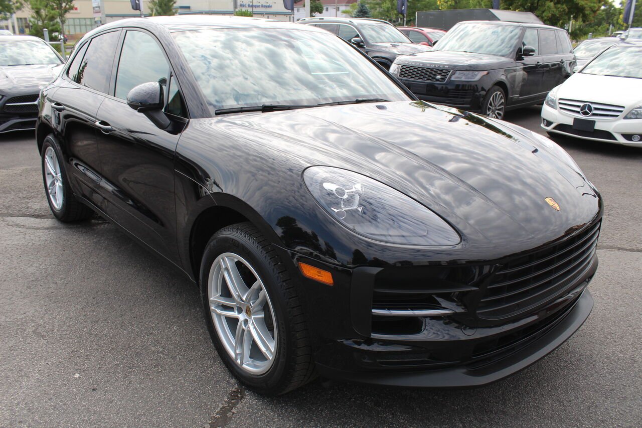 2019 Porsche Macan VIN: WP1AA2A57KLB04508 Black Sainte-Rose - photo #4
