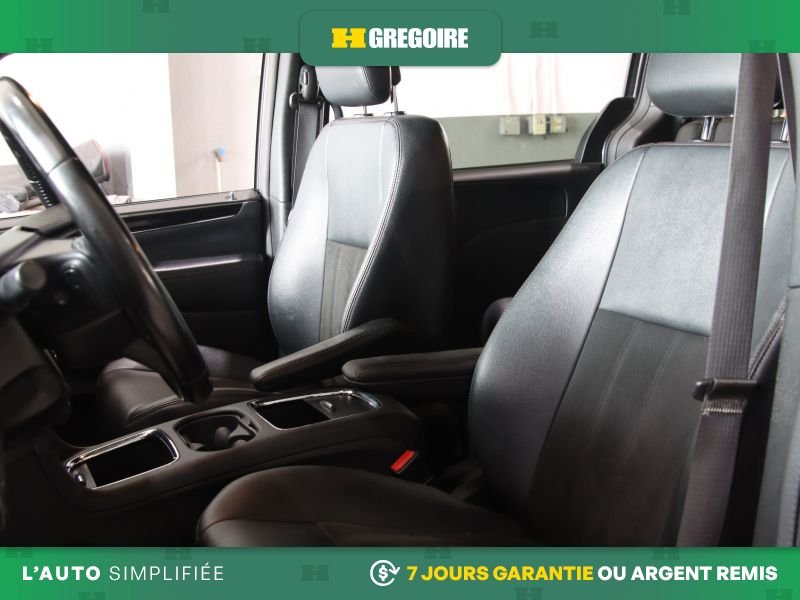 Dodge GR Caravan 821265 | Premium Plus AUTO A/C MAGS CUIR CAM RECUL BLUETOOT 2020 Gris Laval - photo #20