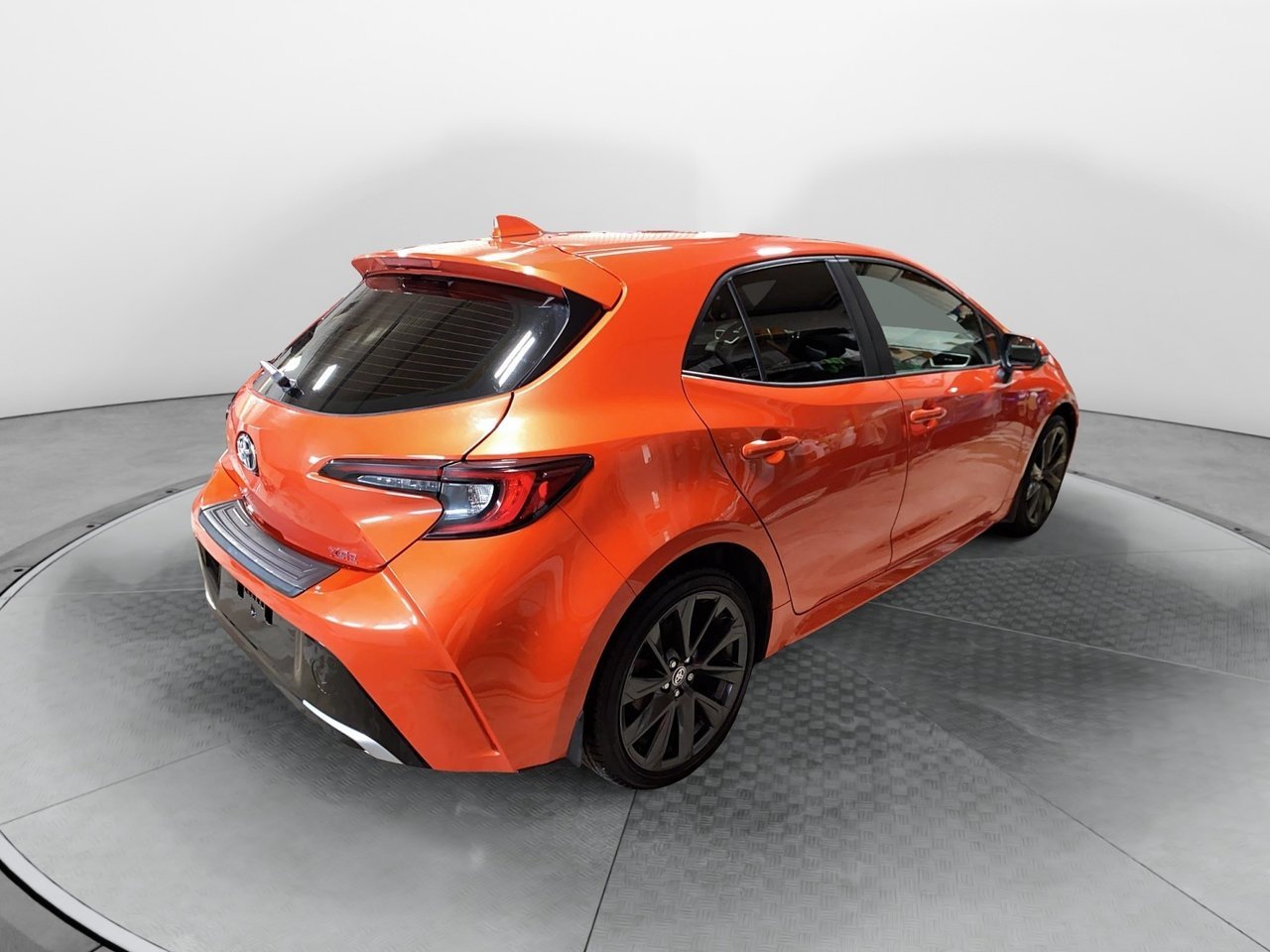 Toyota Corolla Hatchback NIV JTNK4MBE8P3198201 2023 Rouge Chicoutimi - photo #6