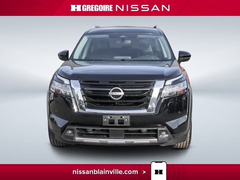 2024 Nissan Pathfinder Black Laval - photo #1