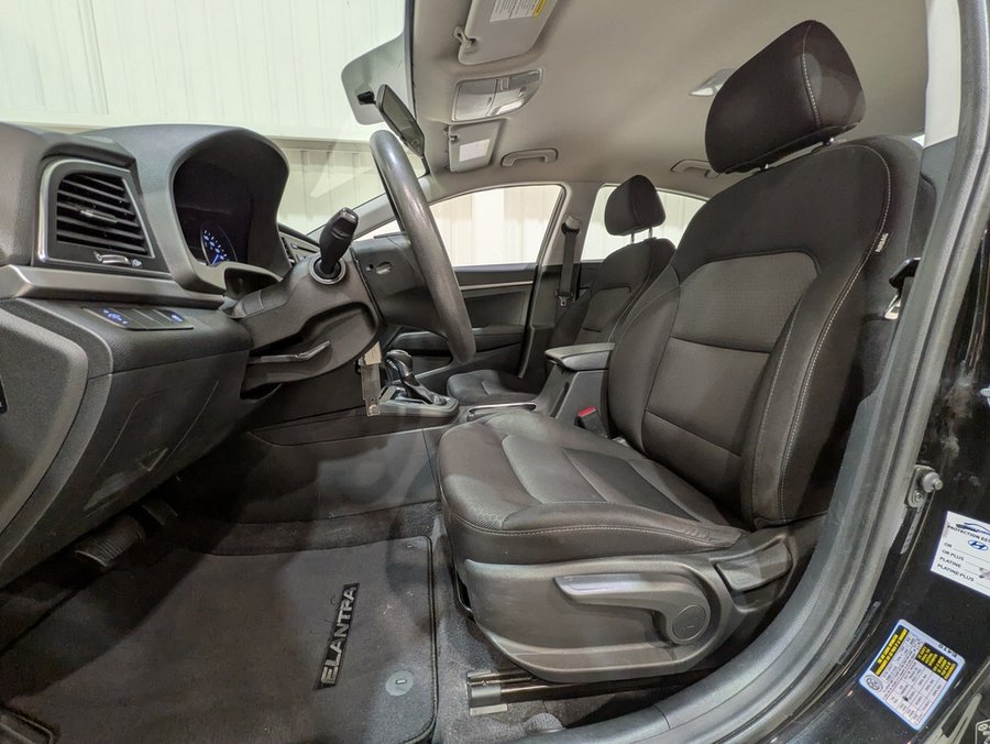 Hyundai Elantra 4dr Sdn Auto LE 2017 Noir