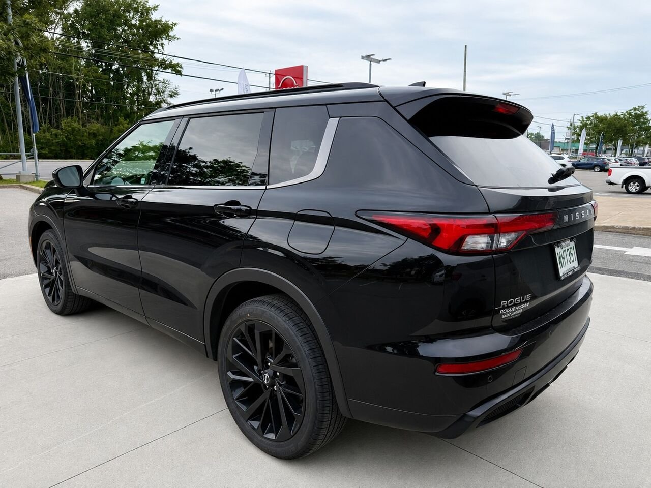 NISSAN Rogue hybride rechargeable ROGUE PHEV PLATINE 2026 Noir cosmique Châteauguay - photo #2
