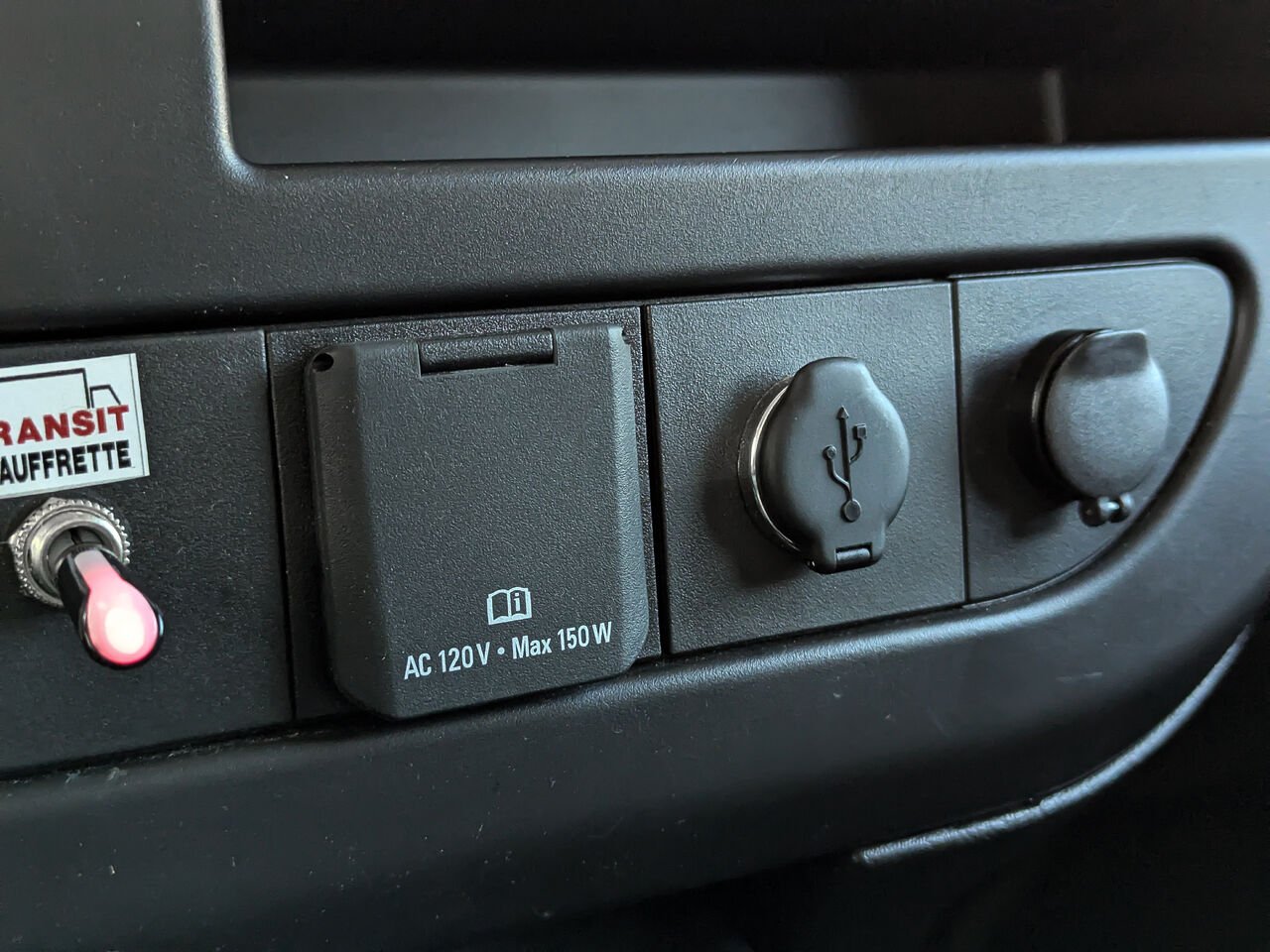 GMC SAVANA Cube 4500 16 pi Roues Doubles*Rampe*Blutooth 2023 Blanc Sherbrooke - photo #13