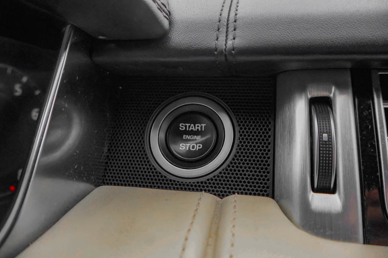 2022 Land Rover Range Rover P525 Autobiography SWB White Sherwood Park - photo #22