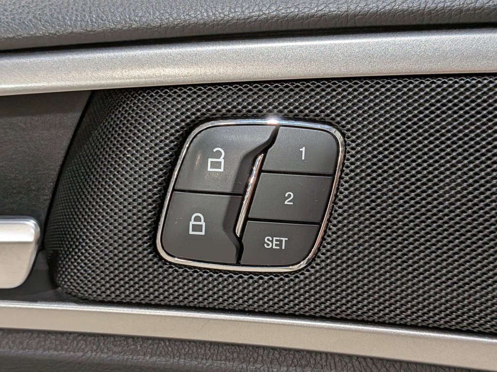 Ford Fusion Hybrid SEL FWD 2019 Blanc Val-David - photo #33