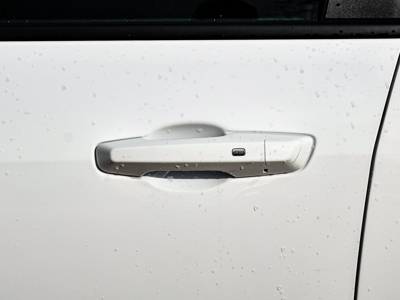 2026 GMC Terrain AWD 4dr Elevation White Sherwood Park - photo #7