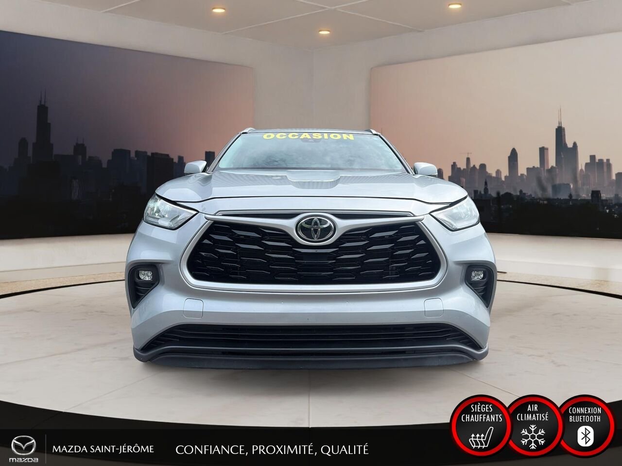 Toyota Highlander 2022 Argent Saint-Jérôme - photo #2