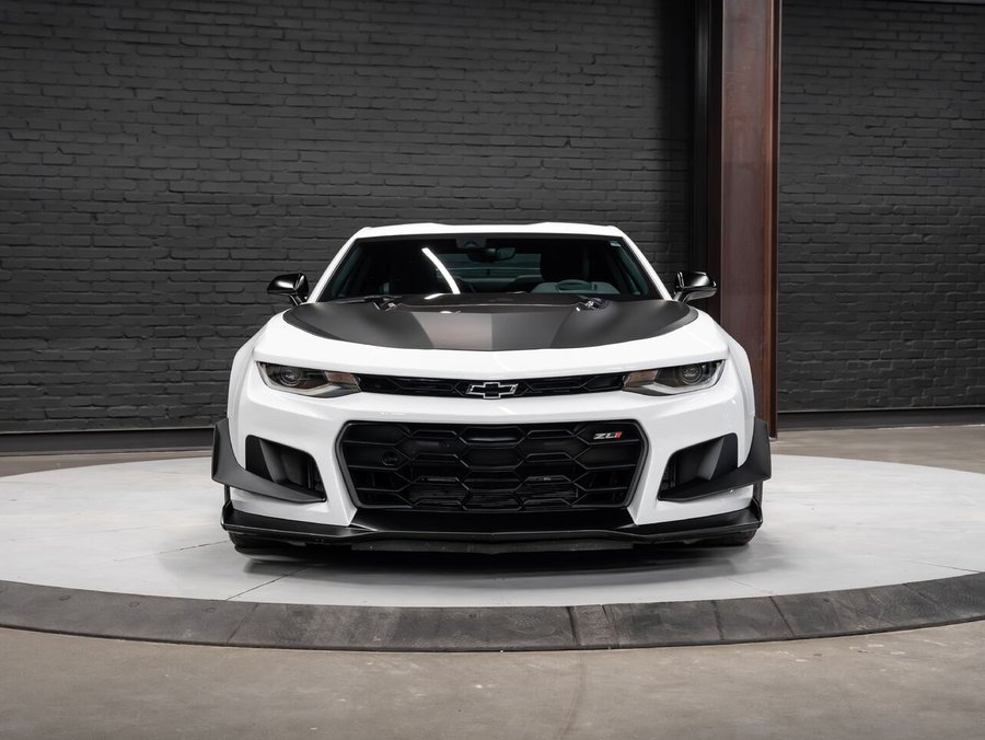 2022 Chevrolet Camaro 2022 White