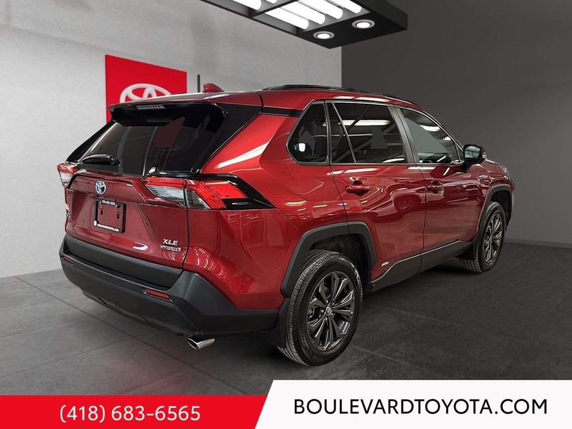 Toyota RAV4 99166A-80 | XLE HYBRIDE, AWD 2024 Rouge rubis nacré Québec - photo #3
