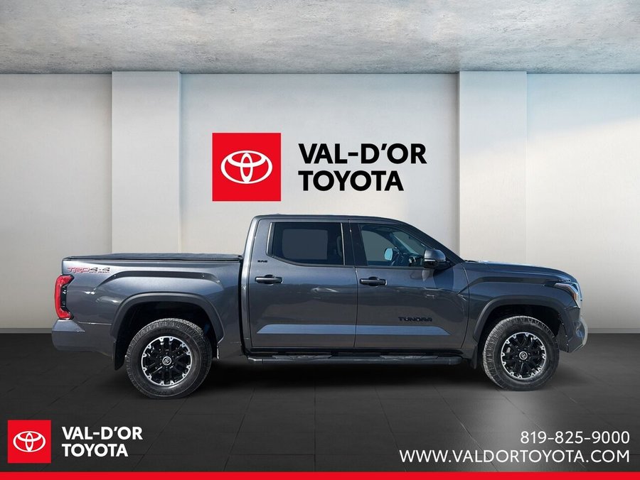 Toyota Tundra cewmax trd off road 2022 2022 Gris magnétique métallisé