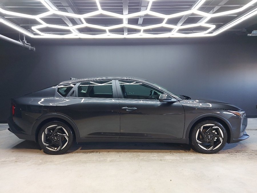 Kia K4 2025 2025 Gris interstellaire