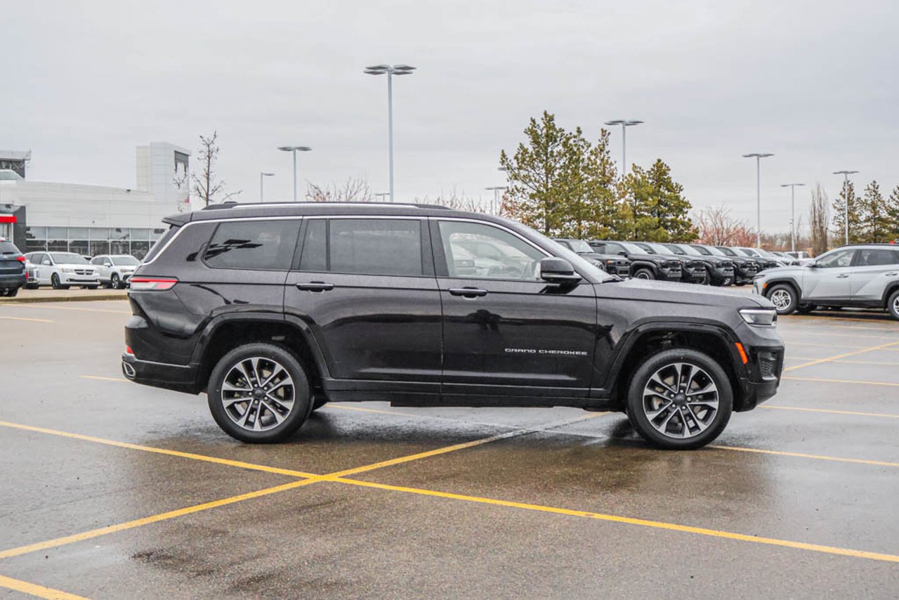 2022 Jeep Grand Cherokee L Overland 4x4 Ember Pearl Sherwood Park - photo #9