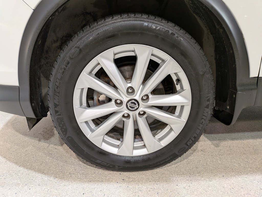 Nissan Qashqai FWD S Manual 2019 Blanc Val-David - photo #32