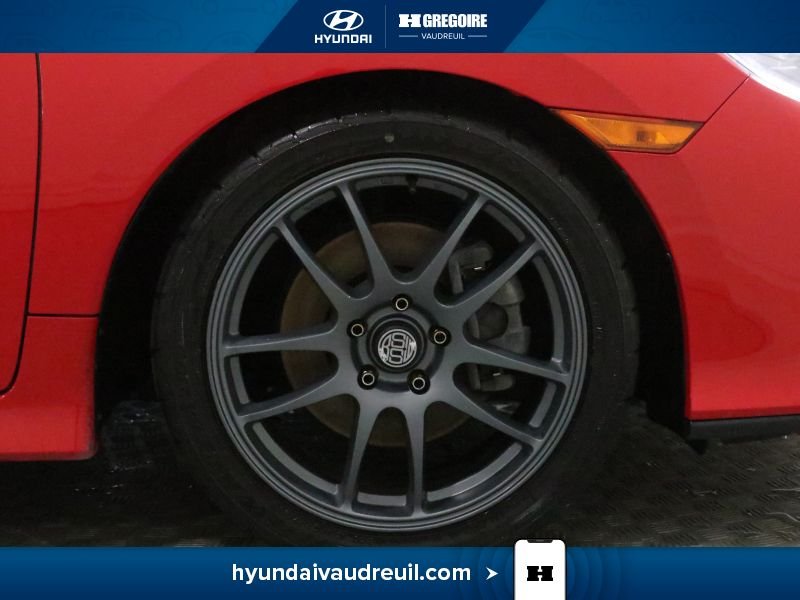 2019 Honda Civic Red Laval - photo #35