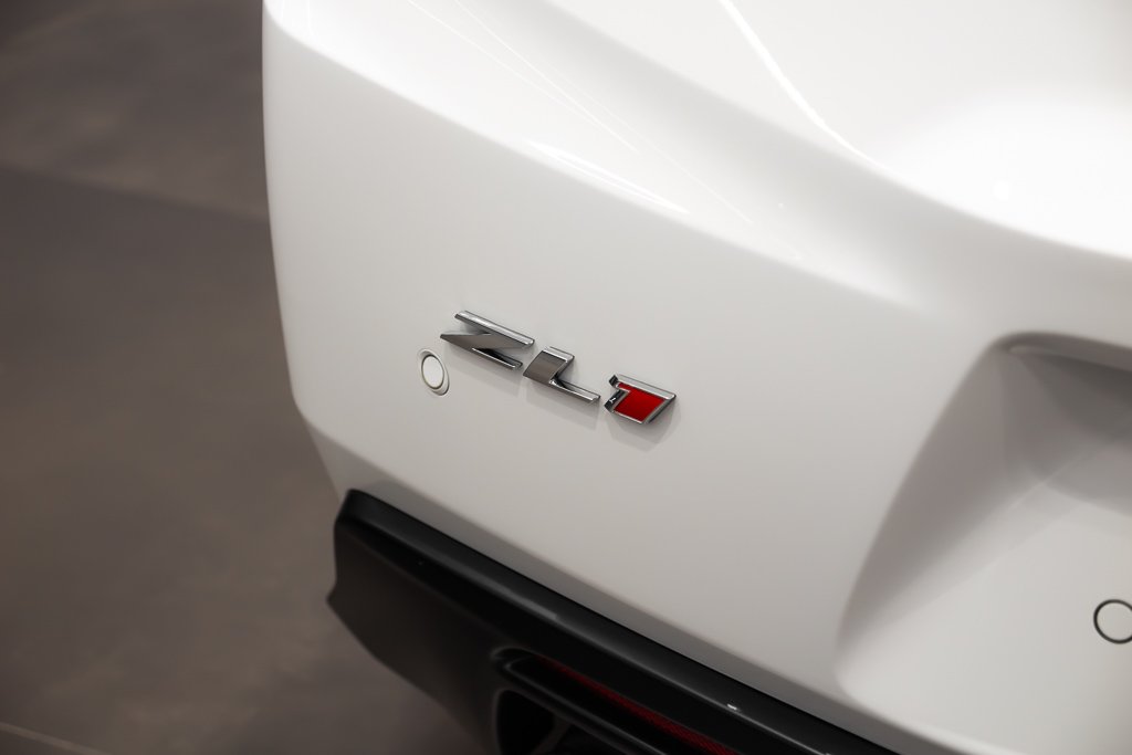 2018 Chevrolet Camaro 2dr Cpe ZL1 | 1LE PACKAGE White Kirkland - photo #6