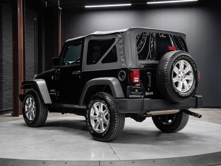 2013 Jeep Wrangler 2013 Black