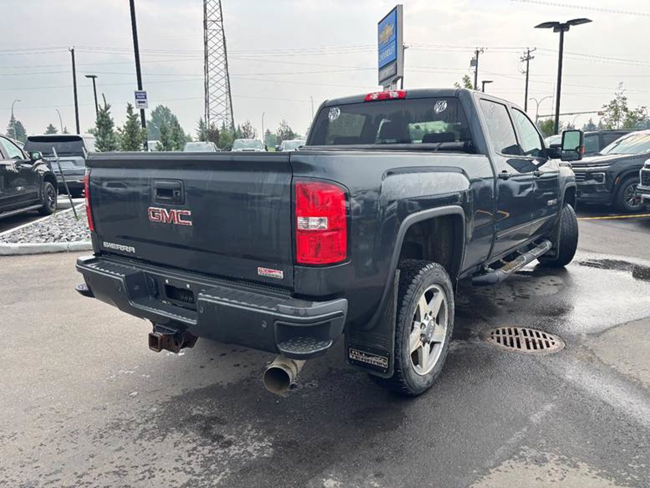 2019 GMC Sierra 2500HD 4WD Crew Cab 153.7 SLT Grey Sherwood Park - photo #4