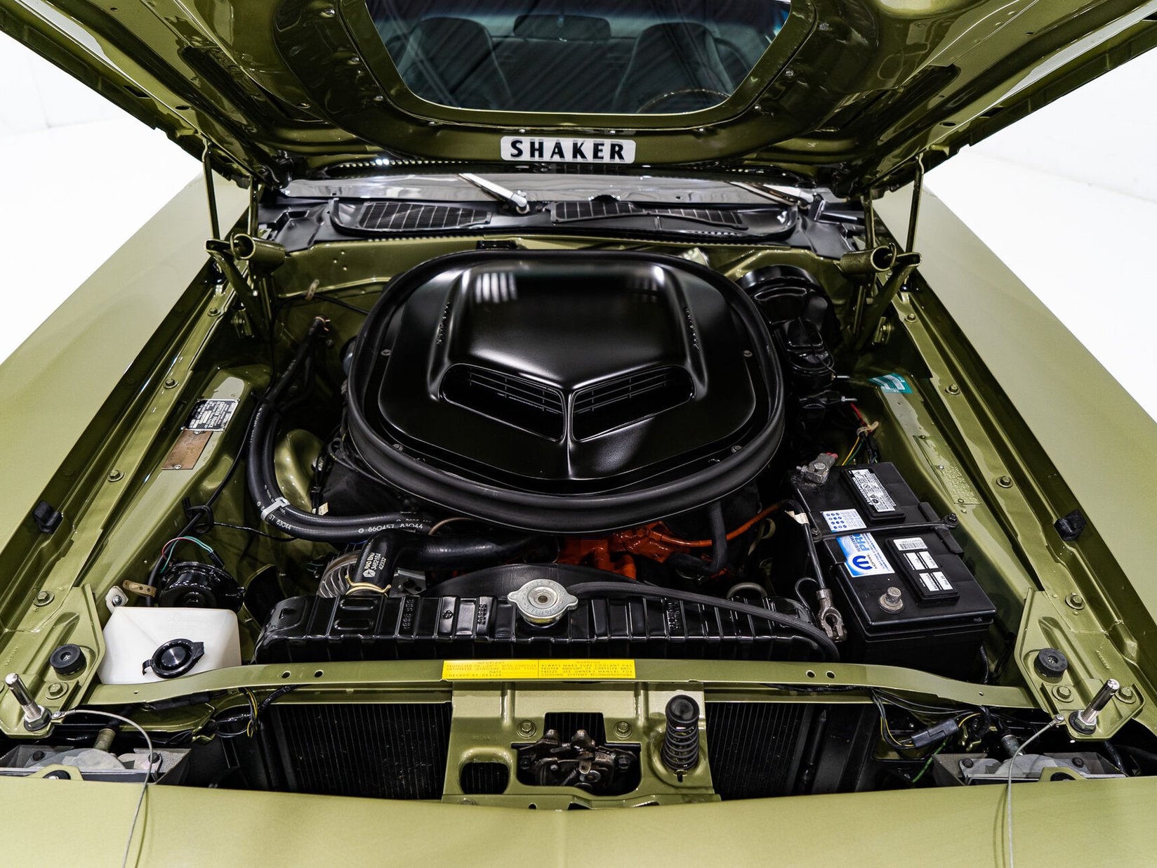 1970 Plymouth HEMI Cuda 1 de 3 Exemplaires Utilisés par la Division Course de Chrysler France **PRIX EN USD** Green Montreal - photo #15