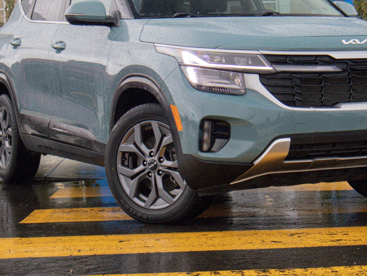 2025 Kia Seltos EX AWD Blue Sherwood Park - photo #5
