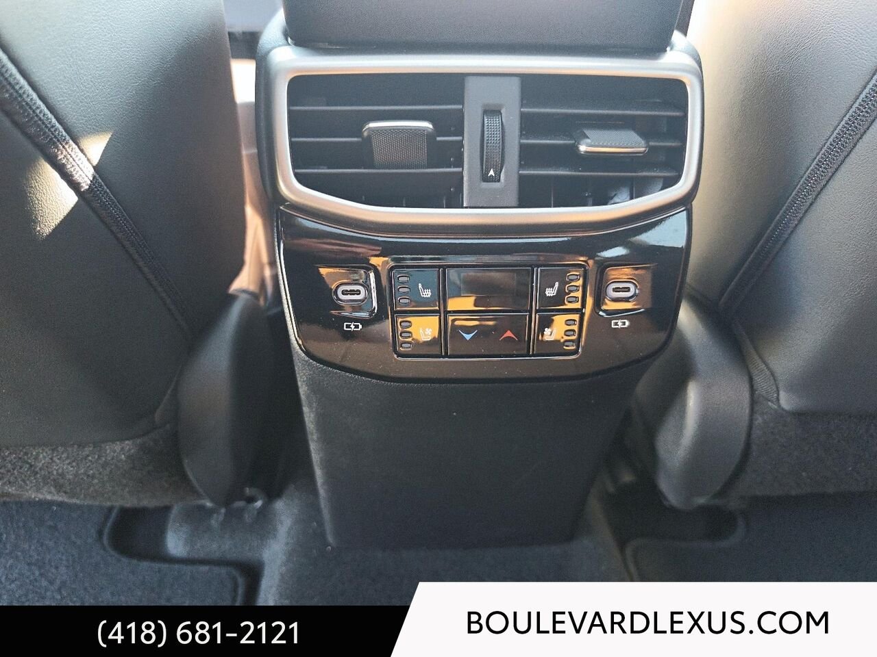 Lexus RX 19932A 2024 Blanc Québec - photo #19