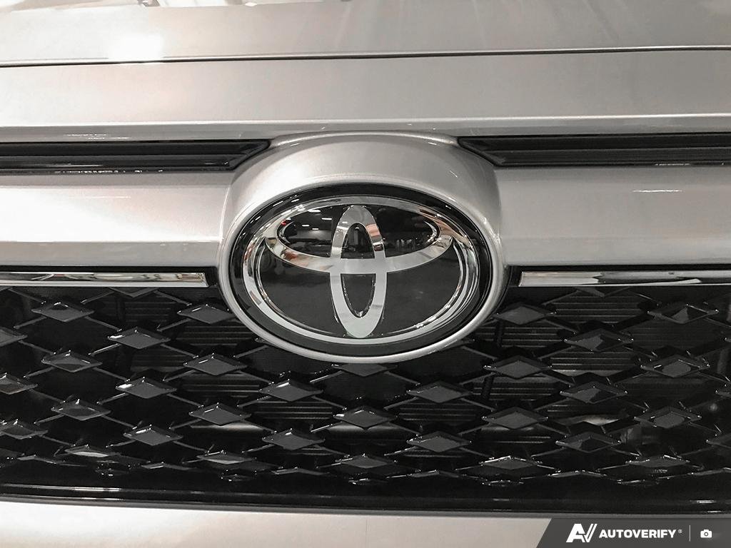 2025 Toyota RAV4 Plug-In Hybrid S2501923 | SE Silver Edmonton - photo #8