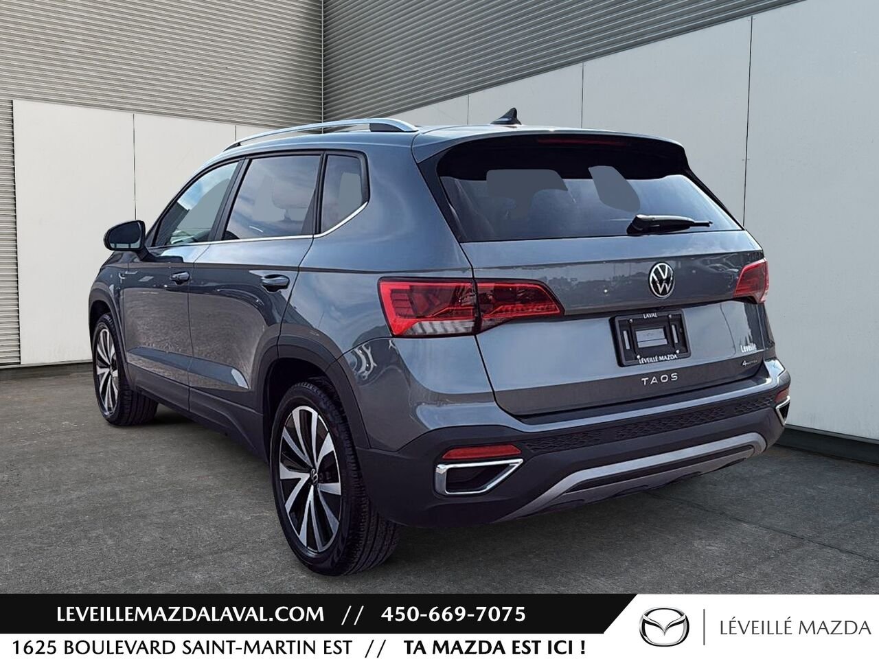 2023 Volkswagen Taos Comfortline 4MOTION Grey Laval - photo #11