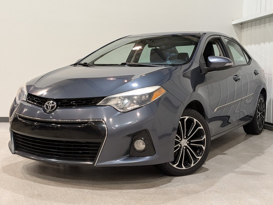 Toyota Corolla 4dr Sdn Man CE 2015 Gris