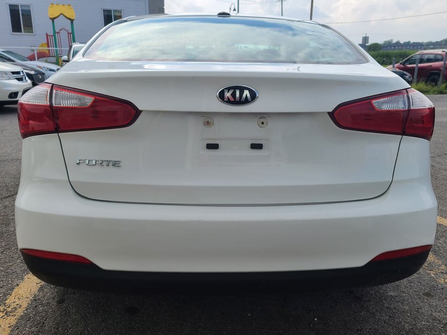 2015 Kia Forte 2015 White