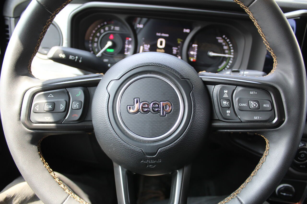 Jeep Wrangler 4xe VIN: 1C4RJXN61RW131569 2024 Noir Sainte-Rose - photo #15