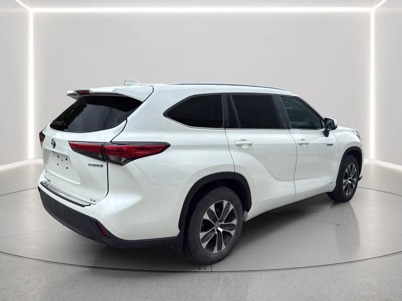 TOYOTA Highlander Hybride 2020 Blanc Gatineau - photo #4