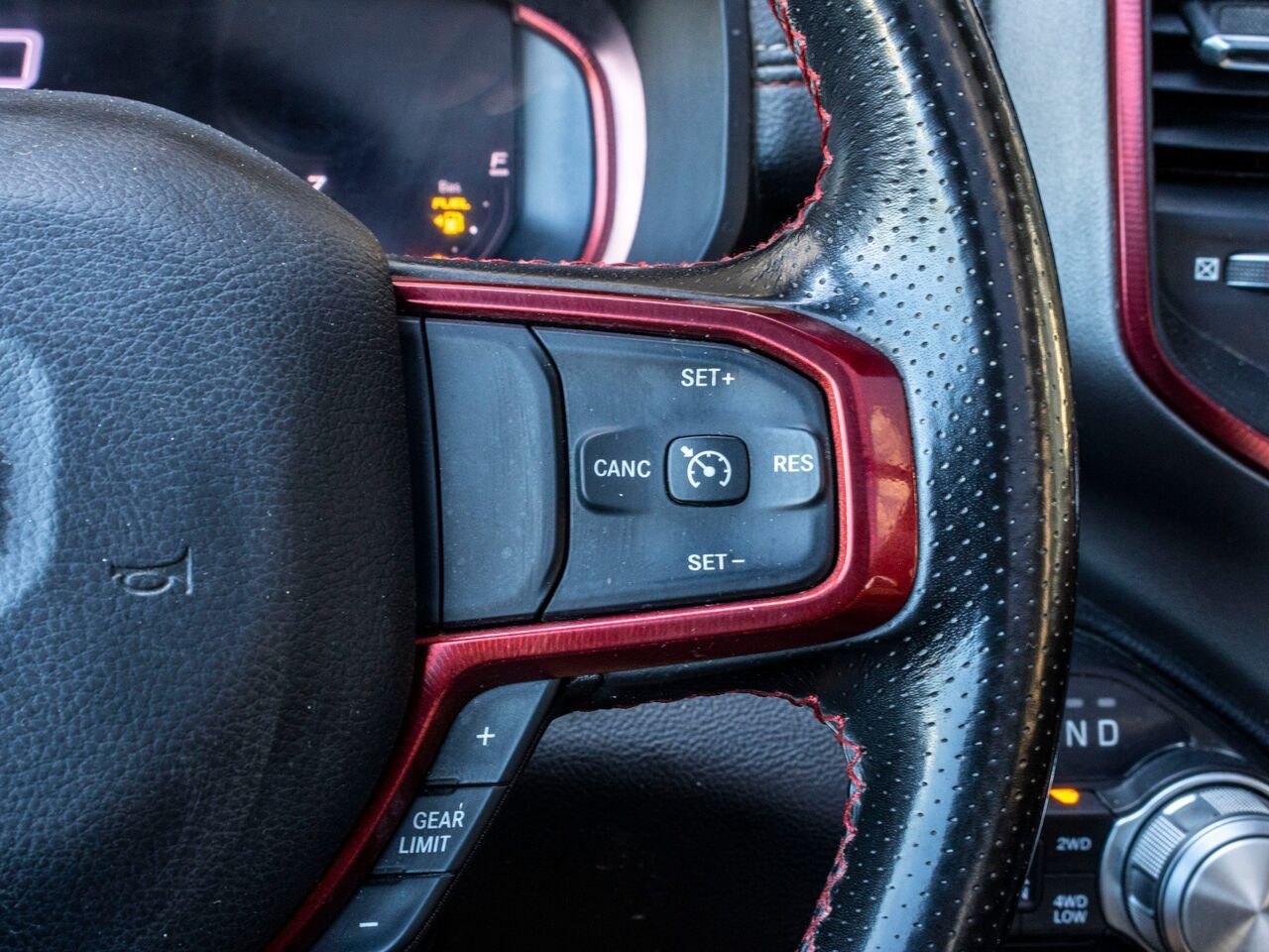 Ram 1500 Rebel cabine d'équipe 4x4 caisse de 5 pi 7 po 2023 Gris Châteauguay - photo #12